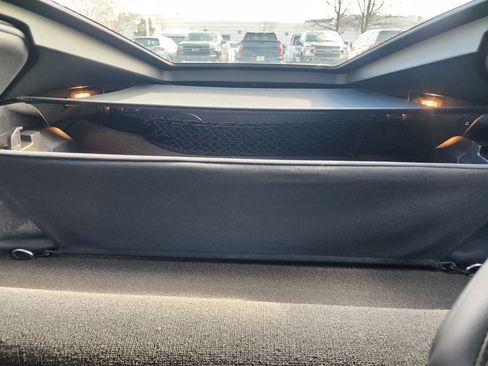 Used 2016 Chevrolet Corvette Stingray Coupe w/ 2LT Preferred Equipment Group image 31