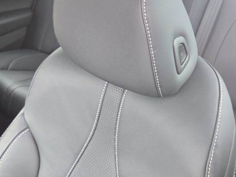 Used 2023 Acura TLX w/ Technology Package image 33