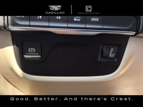 Used 2023 Cadillac Escalade Premium Luxury AWD/4WD image 22