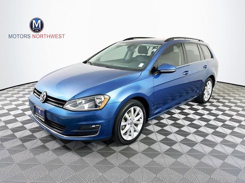Used 2017 Volkswagen Golf SportWagen FWD image 1