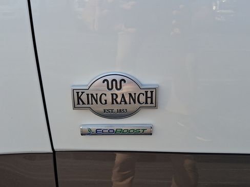 Used 2016 Ford F150 King Ranch w/ Equipment Group 601A Luxury AWD/4WD image 11