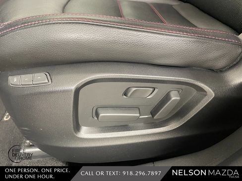Certified 2025 MAZDA CX-5 Carbon Edition image 18