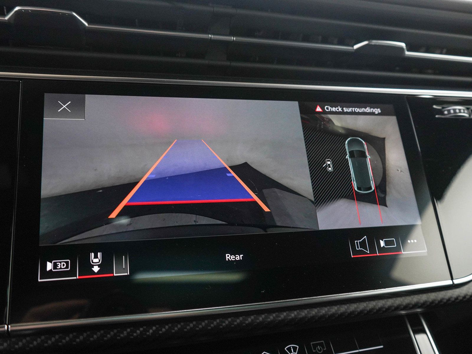 Used 2021 Audi RS Q8 AWD/4WD image 30