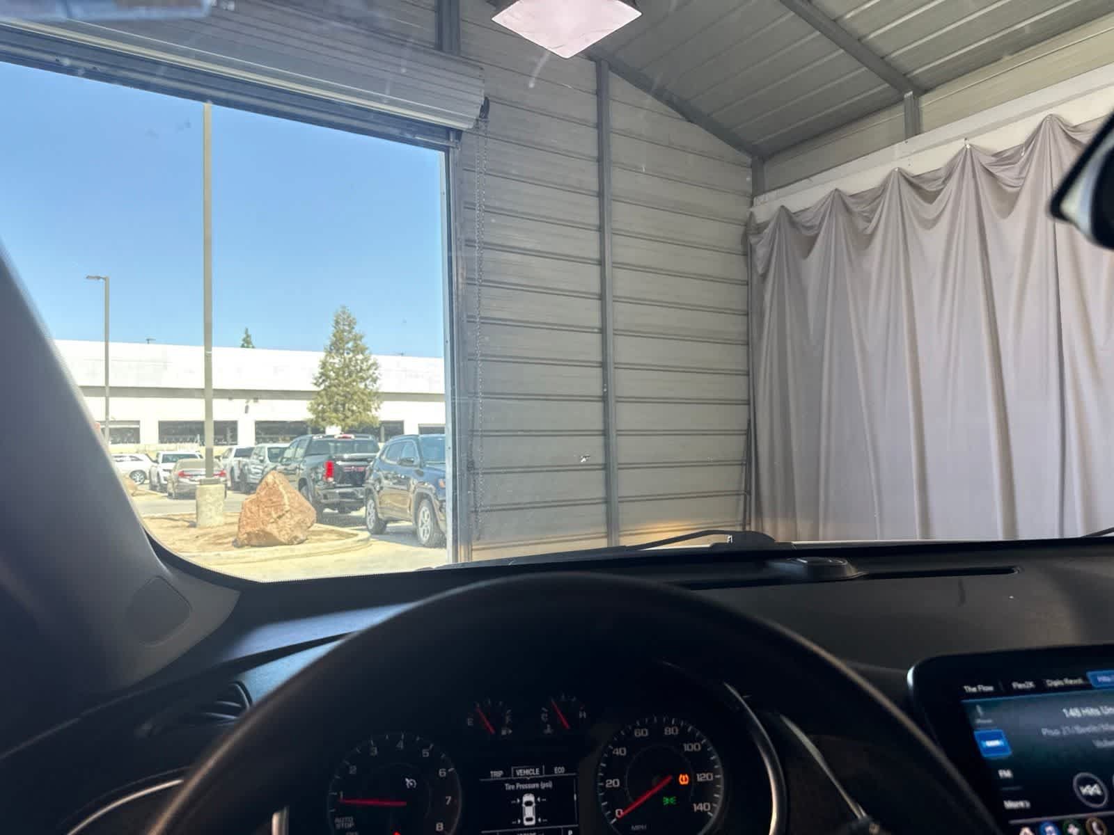 Used 2019 Chevrolet Malibu LT FWD image 25