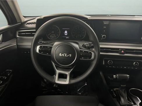 Used 2023 Kia K5 LXS FWD image 10