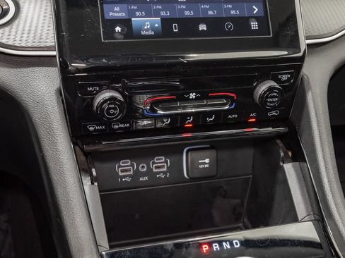 Certified 2023 Jeep Grand Cherokee L Laredo AWD/4WD image 15