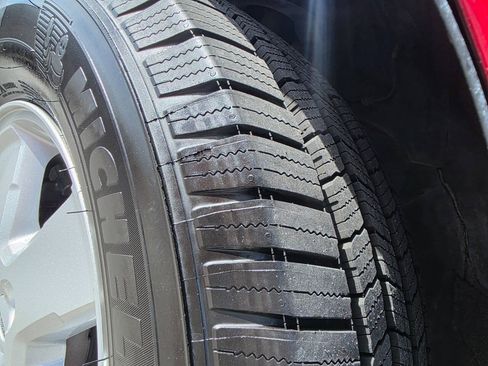 Used 2009 Ford Escape XLT FWD image 18
