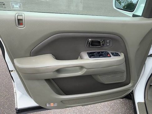Used 2006 Honda Pilot EX-L image 29