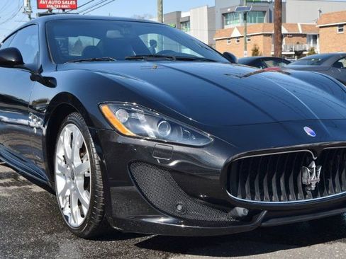 Used 2016 Maserati GranTurismo MC image 12