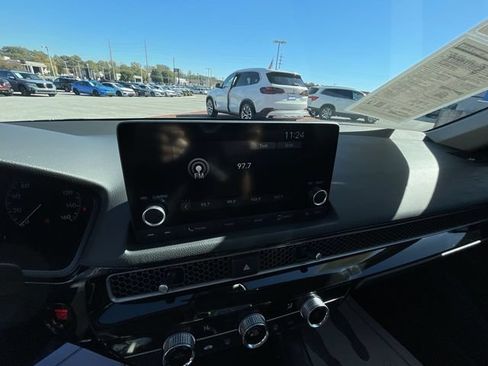 Used 2023 Honda Civic LX image 17