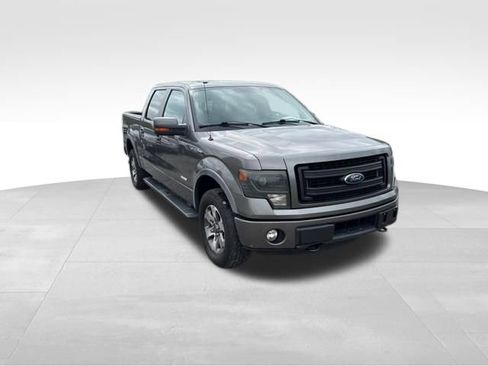 Used 2014 Ford F150 FX4 w/ Equipment Group 402A Luxury AWD/4WD image 3