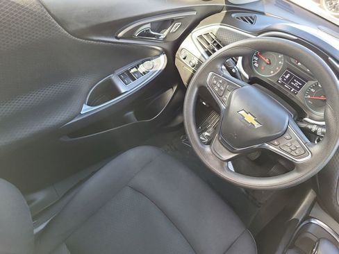 Used 2024 Chevrolet Malibu LT image 15