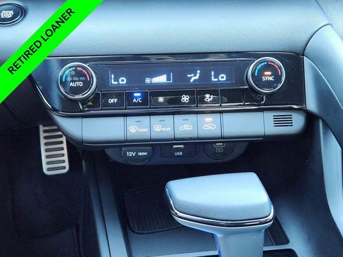 New 2025 Hyundai Elantra Sport image 17