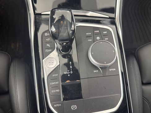 Used 2019 BMW 330i xDrive Sedan w/ Convenience Package image 19