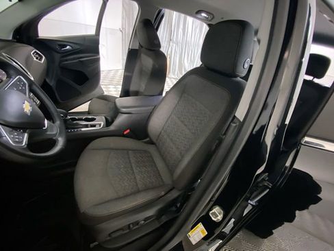 Used 2023 Chevrolet Equinox LT image 14