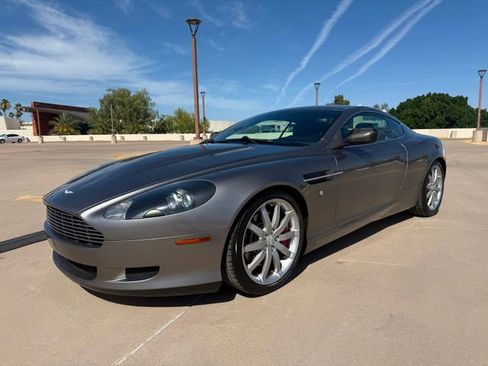 Used 2005 Aston Martin DB9 Coupe RWD image 4