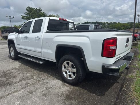 Used 2015 GMC Sierra 1500 SLT w/ SLT Preferred Package AWD/4WD image 5