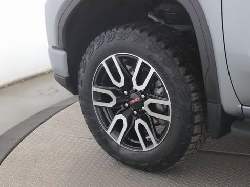 Used 2024 GMC Sierra 1500 AT4 w/ Technology Package image 13
