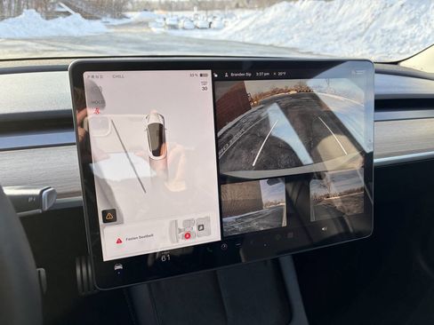 Used 2022 Tesla Model 3 Performance image 31