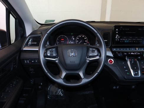 Used 2025 Honda Odyssey EX-L image 24