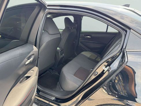 Used 2023 Toyota Corolla SE w/ SE Premium Package FWD image 36