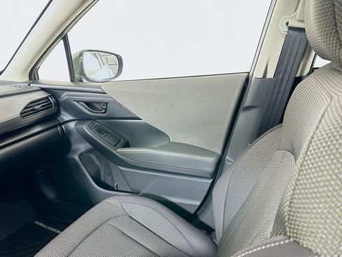 Used 2024 Subaru Crosstrek 2.0i Premium image 23