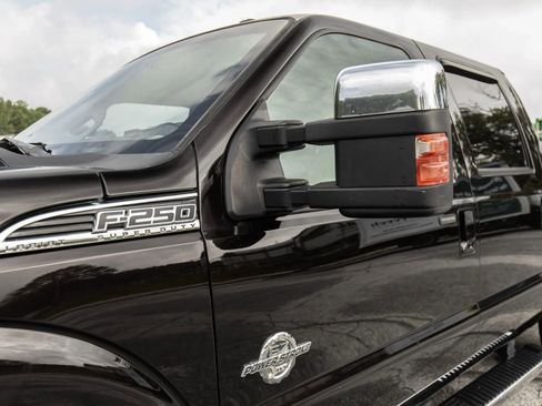 Used 2014 Ford F250 Lariat w/ Chrome Package AWD/4WD image 3