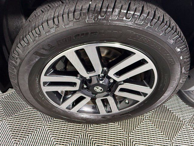 Used 2016 Toyota 4Runner Limited RWD image 16