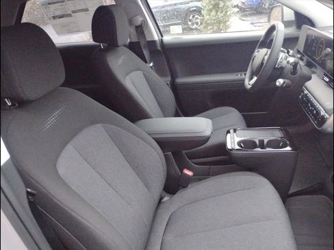 New 2026 Hyundai Ioniq 5 SE image 13