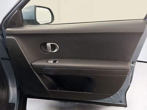 Used 2024 Hyundai Ioniq 5 SEL image 34