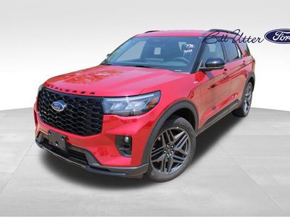 New 2025 Ford Explorer ST-Line w/ Premium Package