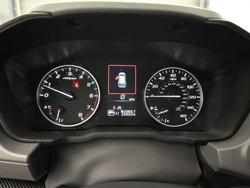Used 2025 Subaru Crosstrek 2.5i Premium w/ Popular Package #3 AWD/4WD image 7