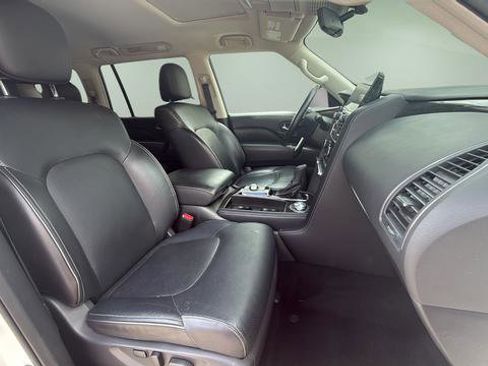 Used 2024 INFINITI QX80 Luxe AWD/4WD image 11