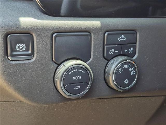 Used 2025 Chevrolet Silverado 1500 LT w/ Texas Edition Plus RWD image 16
