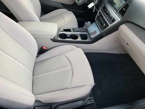 Used 2016 Hyundai Sonata SE image 13