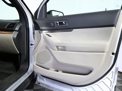 Used 2014 Ford Explorer 4WD image 8