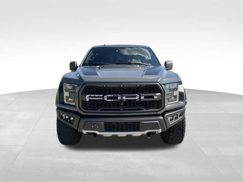 Used 2018 Ford F150 Raptor w/ Equipment Group 802A Luxury AWD/4WD image 8