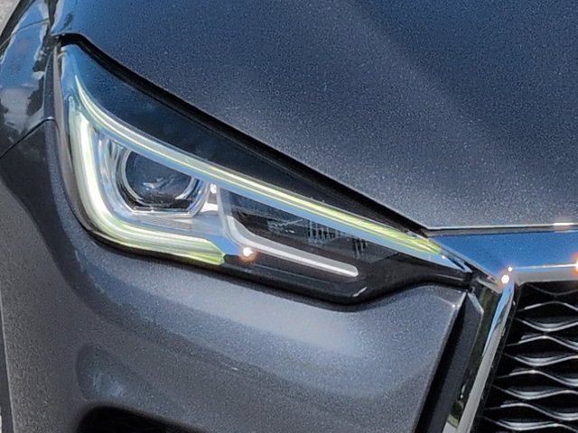 Used 2019 INFINITI QX50 Essential w/ Premium Heat Package FWD image 11