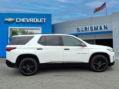 Used 2023 Chevrolet Traverse Premier w/ Redline Edition image 2