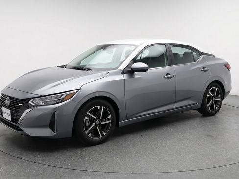 Used 2025 Nissan Sentra SV FWD image 3