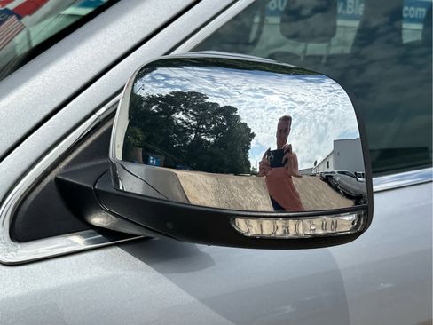 Used 2021 Jeep Grand Cherokee Limited image 13