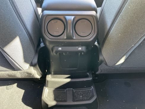 Used 2025 Jeep Wrangler Sport S w/ Convenience Group image 27