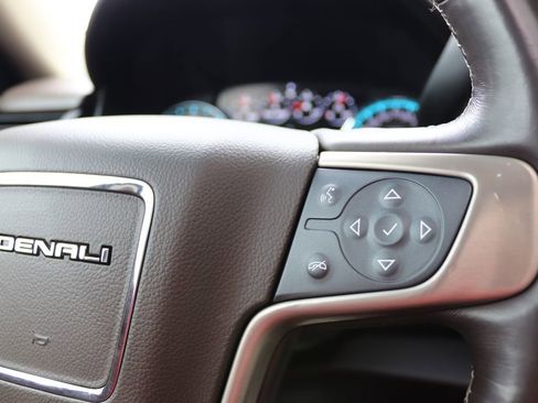 Used 2019 GMC Yukon Denali w/ Open Road Package image 40