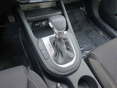 Used 2024 Kia Forte LXS image 29