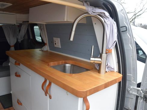 Used 2013 Nissan NV200 S w/ Cruise Control Pkg image 32