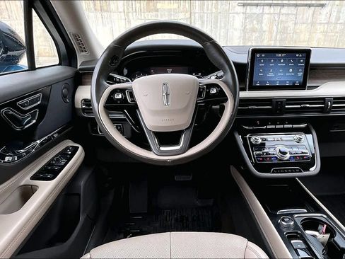 Used 2020 Lincoln Corsair Reserve w/ Equipment Group 201A image 10