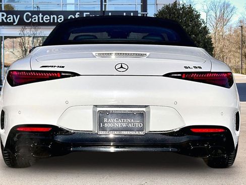 Certified 2022 Mercedes-Benz SL 55 AMG 4MATIC image 4