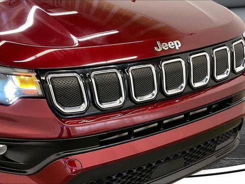 Used 2022 Jeep Compass Limited AWD/4WD image 32