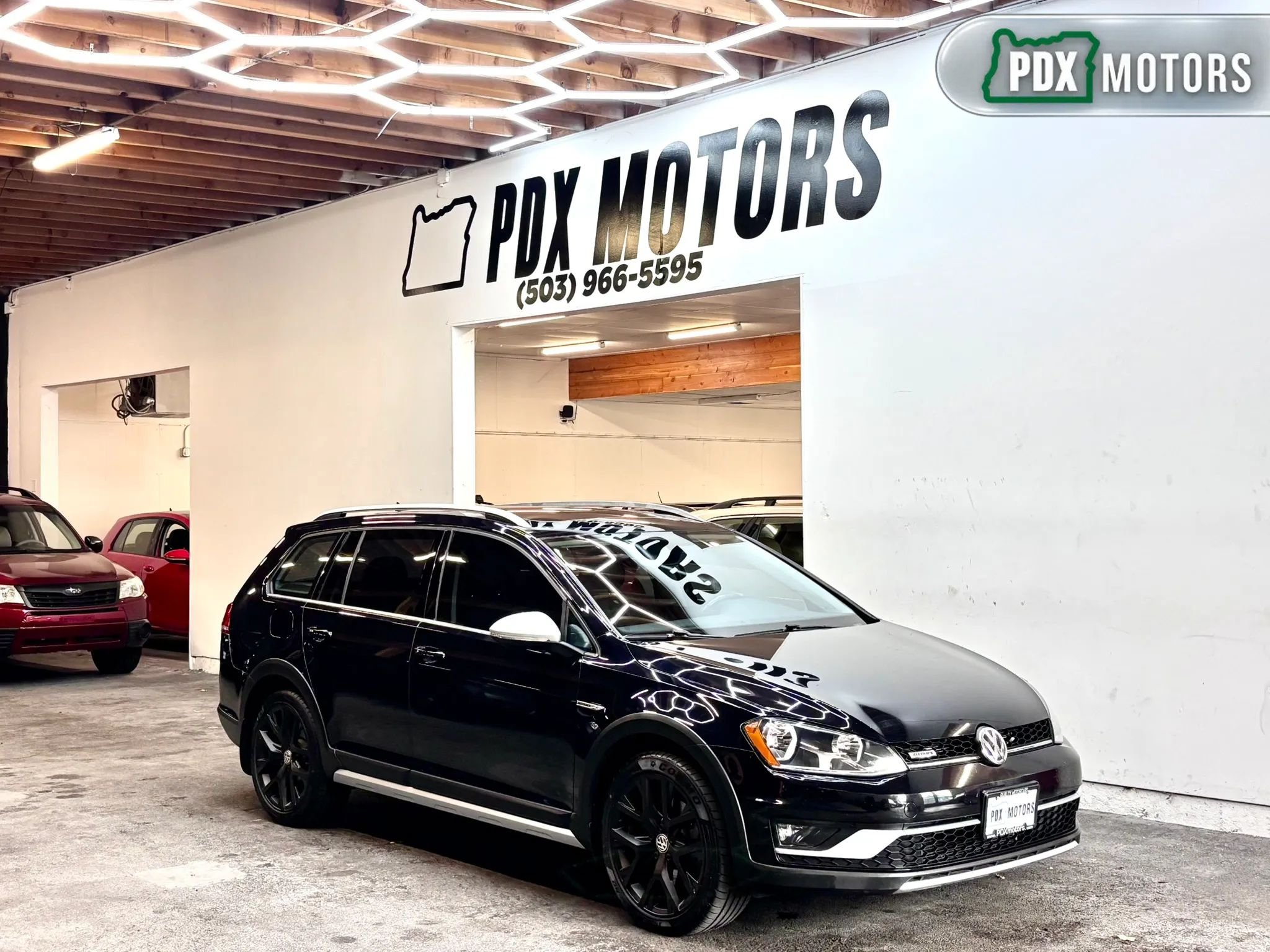 Used 2017 Volkswagen Golf Alltrack SEL AWD/4WD image 1