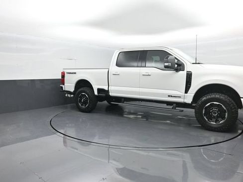 New 2026 Ford F350 Platinum w/ Tremor Off-Road Package AWD/4WD image 2